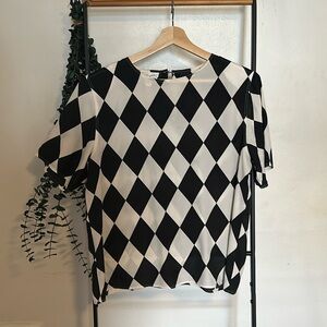 Vintage unique diamond top